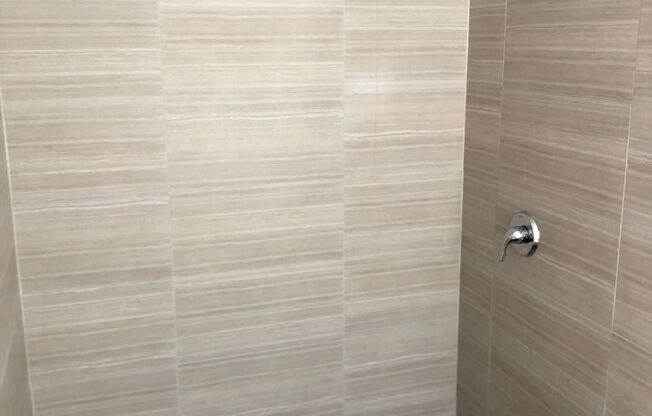 Studio, 1 bath, 480 sqft, $1,150, Unit Unit #14