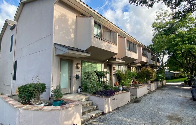 Alamo Heights Gem ~  2 / 2.5 Multi-Level Condo w/ 3 Balconies