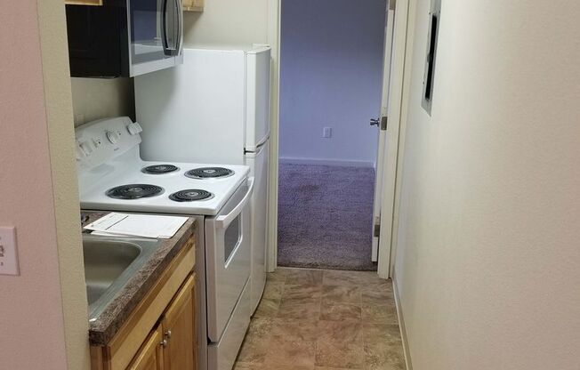 1 bed, 1 bath, 450 sqft, $1,125, Unit 12414D