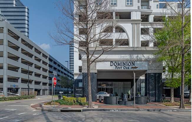 Entrance for Dominion Post Oak in Houston, TX