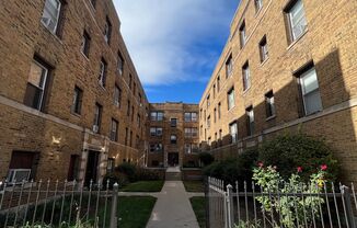 Irving Park 2 bedroom!  Heat, cooking gas, water included!