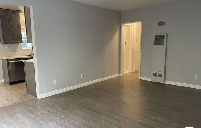 2 beds, 1 bath, 900 sqft, $2,500, Unit 2