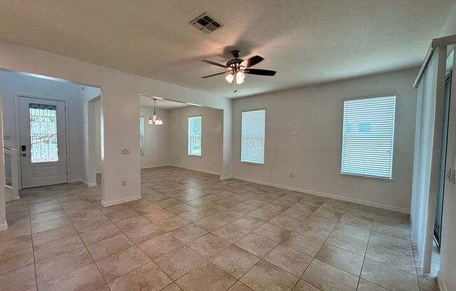 Gorgeous 3br/2.5 Winter Garden Home in Orchard Hills!