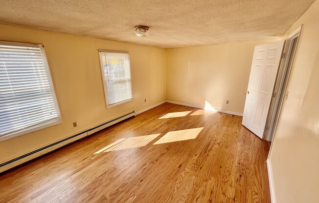 52 ROCKDALE ST