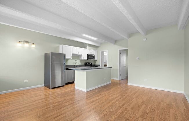 1 bed, 1 bath, $1,550