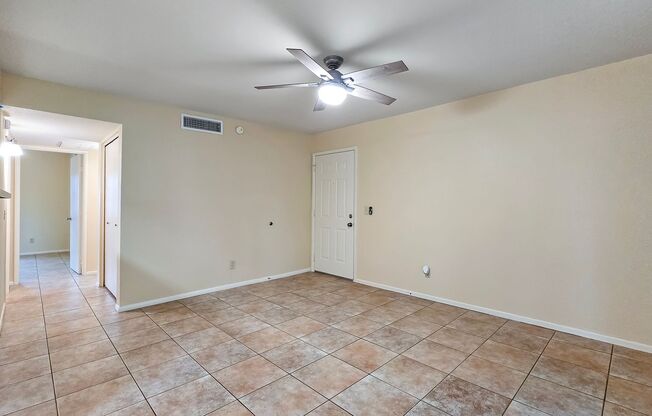 2 beds, 2 baths, $1,650, Unit UNIT 126