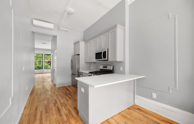 151 W 126 ST