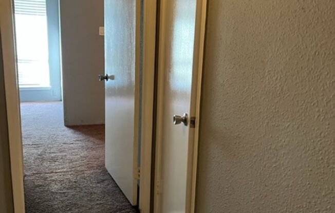 2 beds, 2 baths, 1,145 sqft, $1,050, Unit 6516