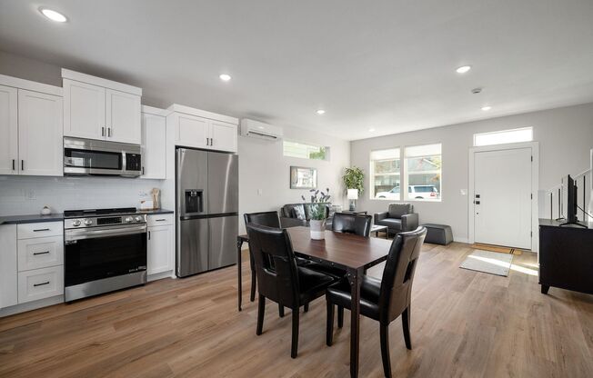 2 beds, 2.5 baths, 1,080 sqft, $2,199, Unit 2784