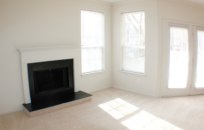 1 bed, 1 bath, 748 sqft, $1,379, Unit 10-10101
