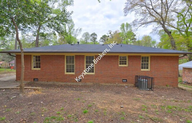 2511 ALANDALE DR