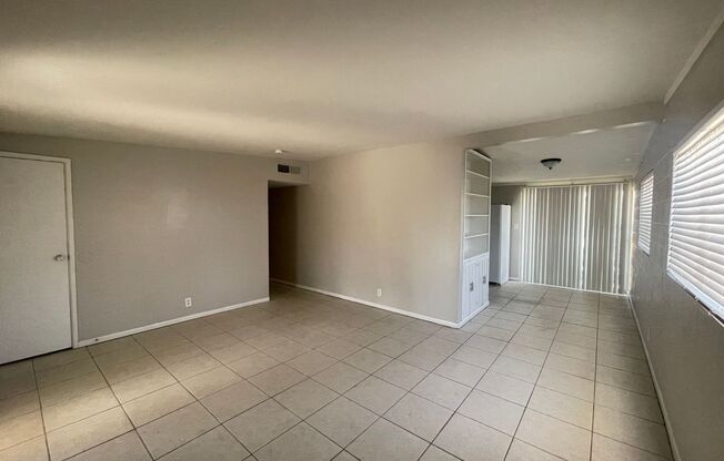 3 BEDROOM 2 BATHROOM HOME!!