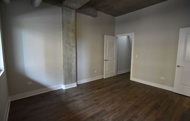 1 bed, 1 bath, 713 sqft, $3,175, Unit 3833-209