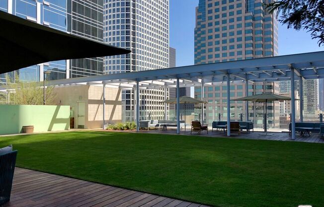 1 bed, 1 bath, 823 sqft, $3,700, Unit 4102