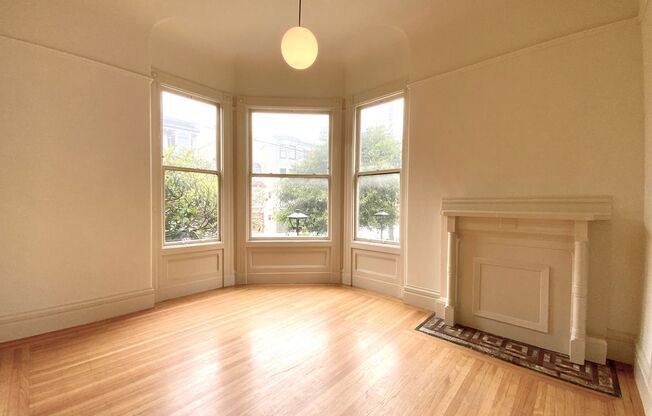 SPACIOUS 4BR! Laundry IN-UNIT! Great Location! DISHWASHER!