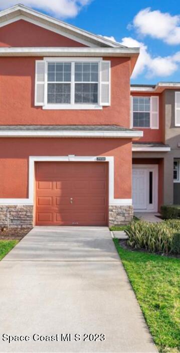 2910 RODRICK CIR
