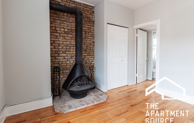 3722 N. Pine Grove, Unit 2W