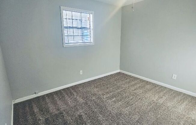 3 beds, 2 baths, 1,200 sqft, $1,395, Unit 1612