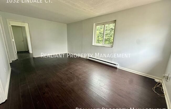 1032 LINDALE CT