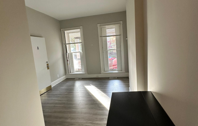 Studio, 1 bath, $1,000, Unit Unit A