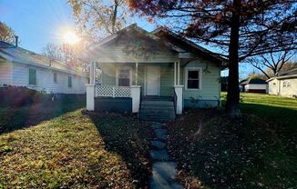 2 beds, 1 bath, $1,050