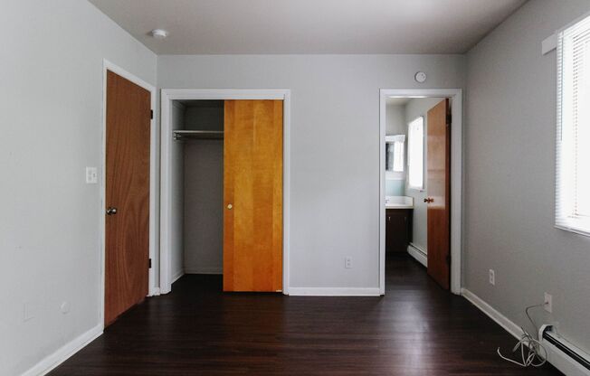 1 bed, 1 bath, 350 sqft, $625, Unit 1517 Apt. 2