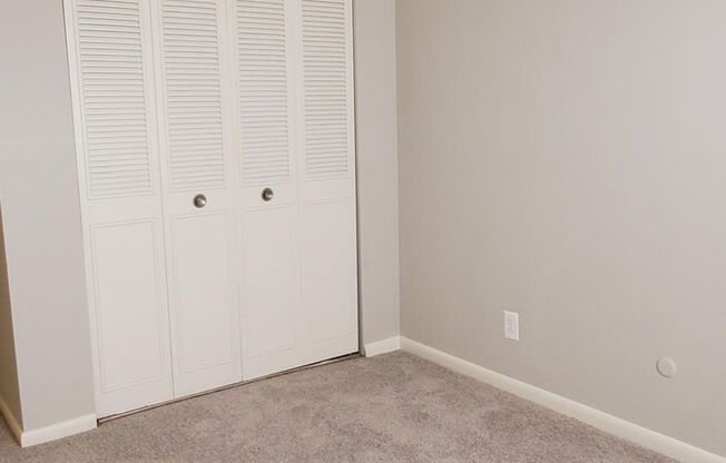 2 beds, 1 bath, 847 sqft, $2,080, Unit 102-15