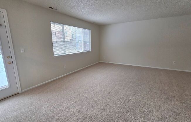 Charming 3 Bedroom and 3 Bath In Rock Creek!