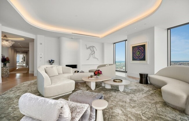 5 beds, 7 baths, 7,848 sqft, $100,000, Unit 5801/5802