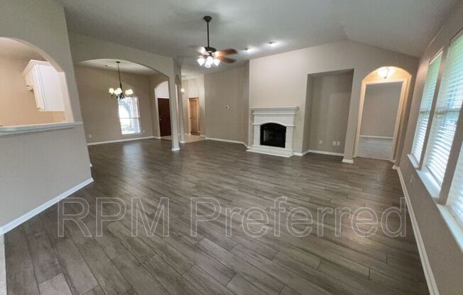 2407 DANESWOOD CT