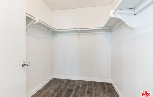 2 beds, 2 baths, 1,088 sqft, $4,395, Unit 404