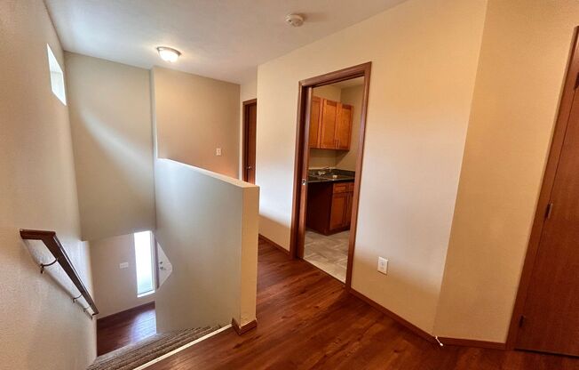 3 beds, 2.5 baths, 1,600 sqft, $1,795, Unit 613