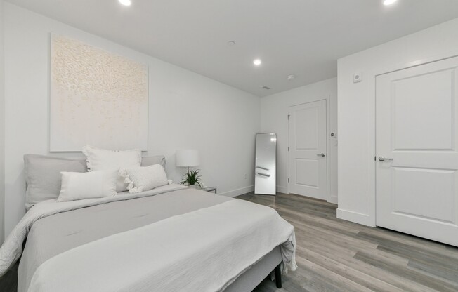 1 bed, 1 bath, $1,895, Unit 420