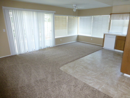 Tempo Tract Community 3 Bedroom Rental Home in Valencia!