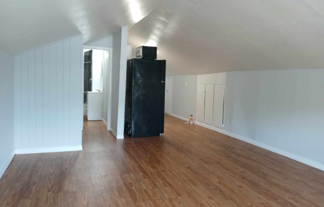 2206 N 12 ST