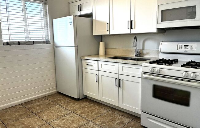 3128 W. Pima St. Unit 4 Phoenix, AZ 85009