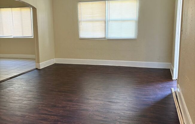 Large 4 bedroom 1 Bath House for rent