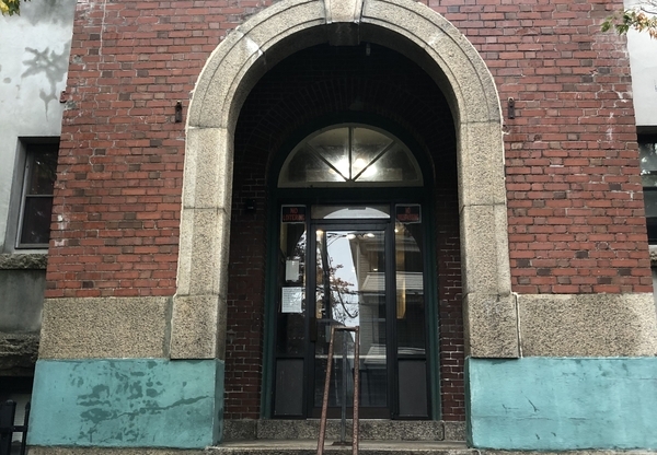 260 FOUNTAIN ST