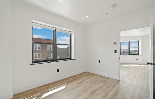 35 64 85 ST