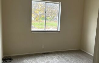 3 beds, 1 bath, 1,200 sqft, $1,200, Unit 1