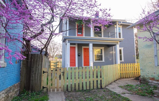 Gorgeous 4 Bedroom Home in Huffman Historic District