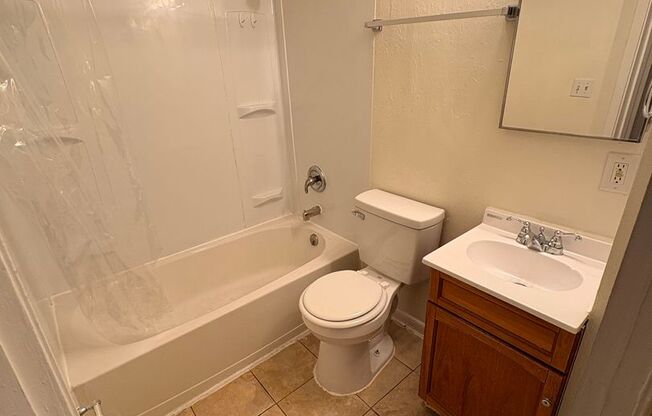 2 beds, 1 bath, 675 sqft, $675, Unit 440 Arter-Unit 12