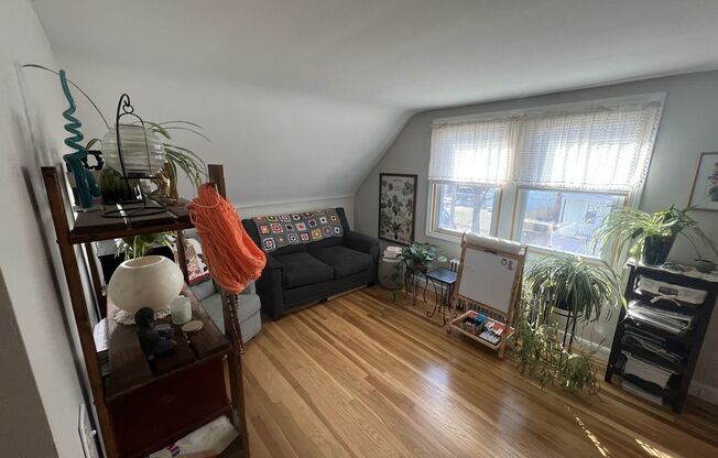 19 Joy St.