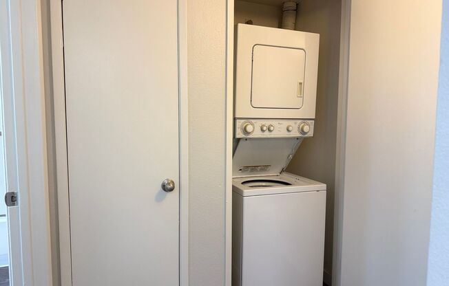 2 beds, 2 baths, 973 sqft, $3,035, Unit 363