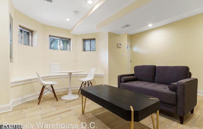 38 Rhode Island Ave NE Lower level