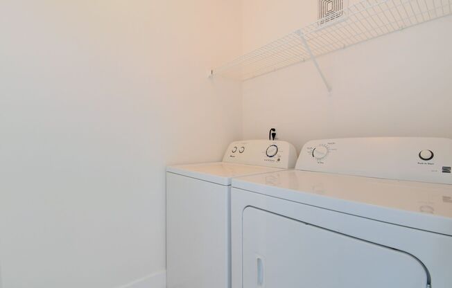 2 beds, 2 baths, $1,700, Unit # 41 2067