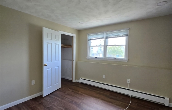 101 DOUGLAS ST