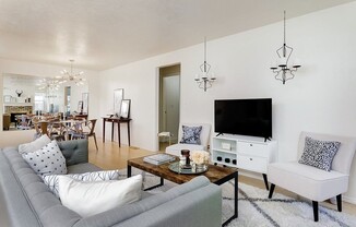 LAKEWOOD LIVING: COMFORT AND CONVENIENCE IN SE BOISE HAVEN