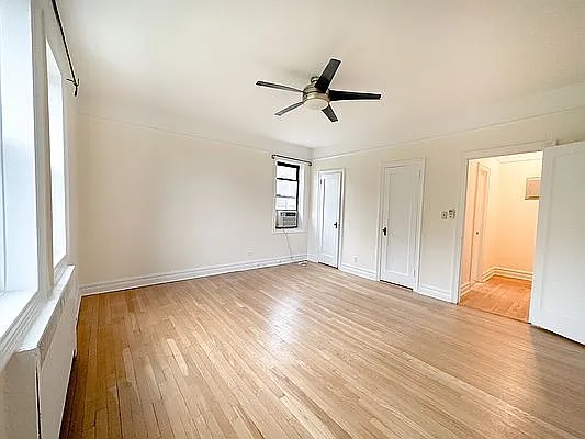 84 12 35 AVE