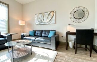 1701 N Lois Ave 313